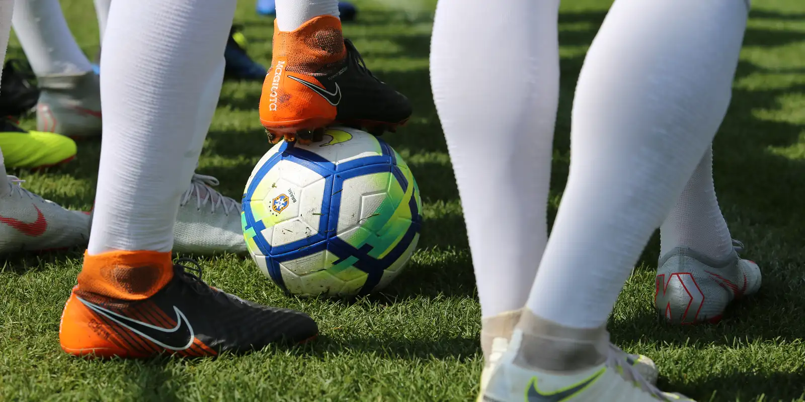 Grupo é investigado por desviar FGTS de jogadores de futebol